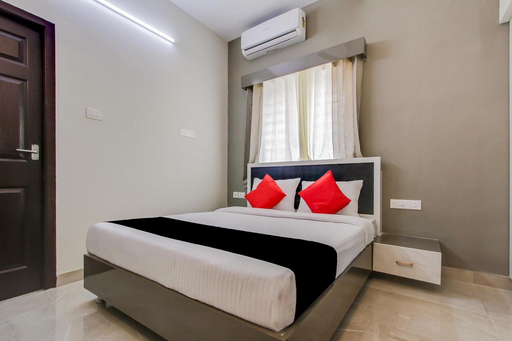 Capital O New Paradise Inn Irugur Экстерьер фото