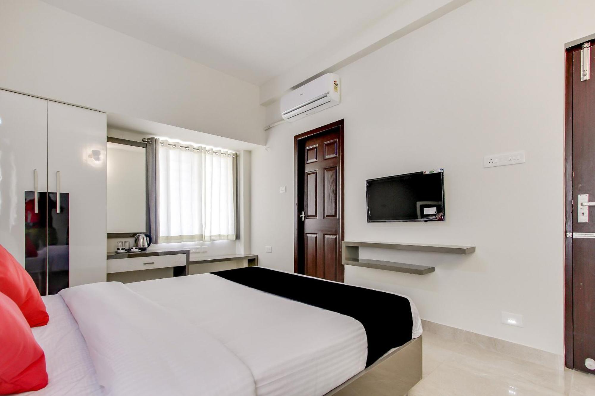Capital O New Paradise Inn Irugur Экстерьер фото